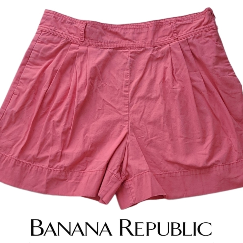 Banana Republic Coral Pink Shorts ~ 12